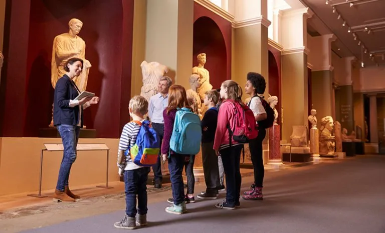 Curso-de-Gestión-Cultural-y-Espacios-Culturales-divulgación-dinámica