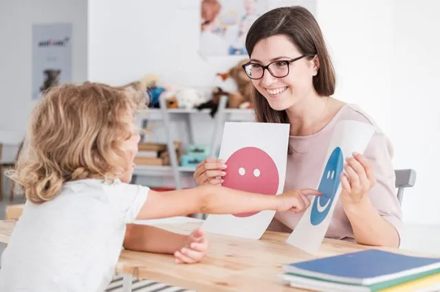 Curso-de-Competencias-Emocionales-divulgación-dinámica