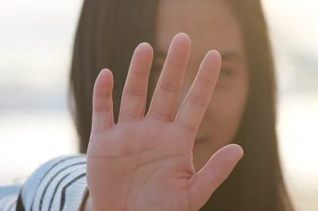 beth-hope-E4n8LPhp22I-unsplash