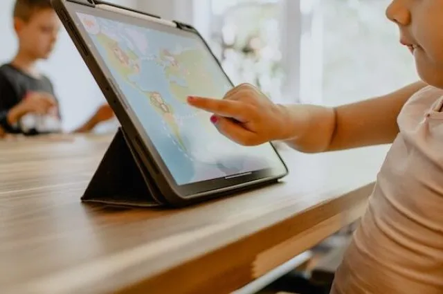 kelly-sikkema-4FwEuaWFxgE-unsplash